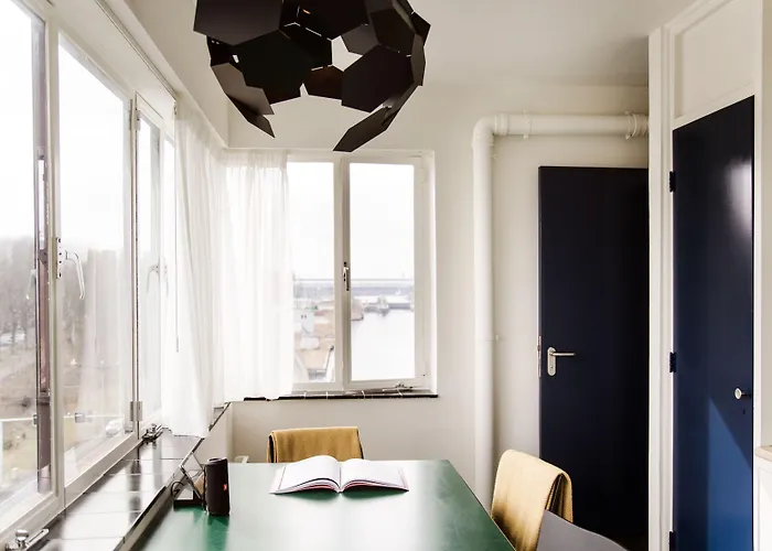 Sweets - Gerben Wagenaarbrug *